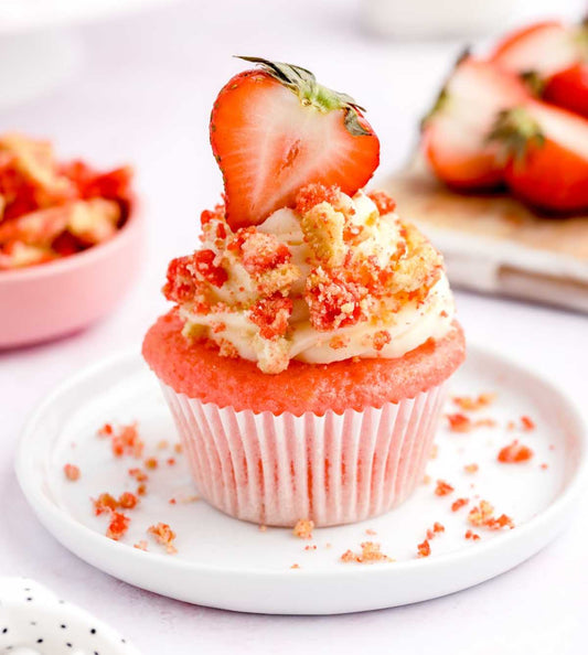 1/2 Dozen Strawberry Crunch Cupcakes (Copy)